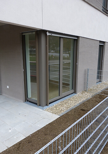 Die fünfgeschossige Wohnanlage am Ackermannbogen erfüllt hohe Anforderungen an Wärme-, Schall- und Brandschutz sowie an die Dichtigkeit der Gebäudehülle.